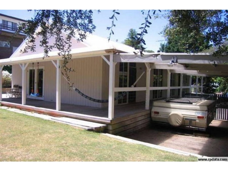 4 Sussex Street, Blairgowrie VIC 3942