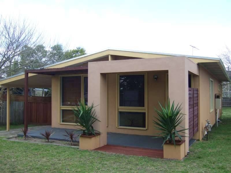 17 Tarwarri Avenue, Rosebud West VIC 3940