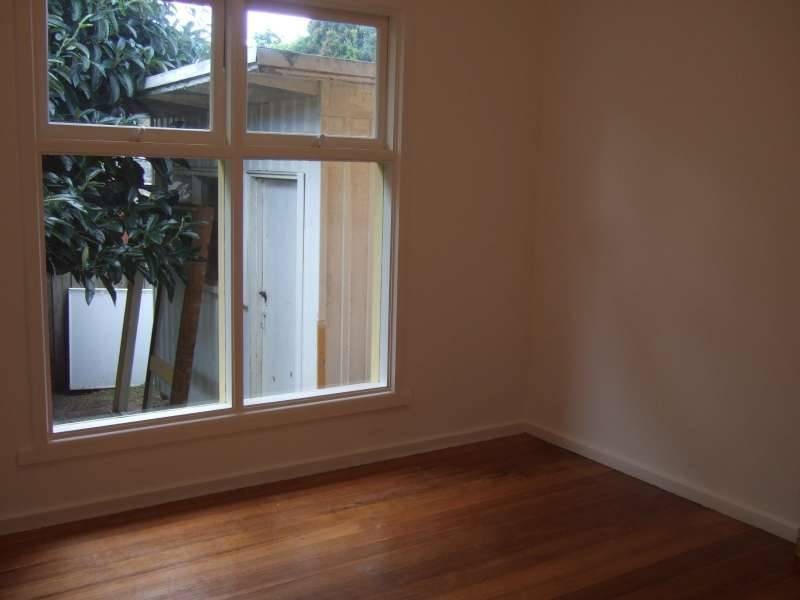 17 Tarwarri Avenue, Rosebud West VIC 3940