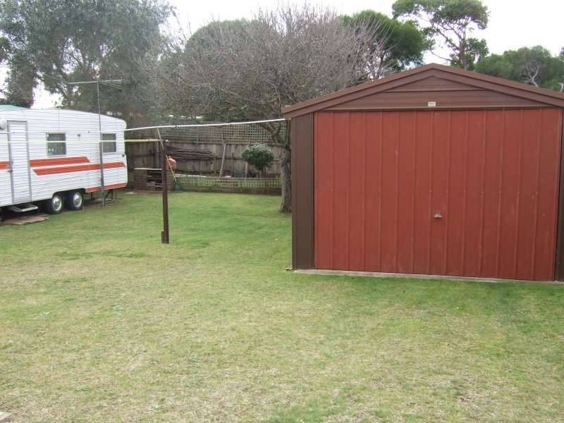 6 Cain Street, Rosebud West VIC 3940