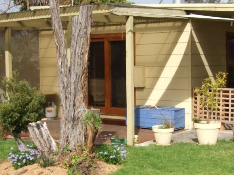 6 McDonald Road, Rye VIC 3941