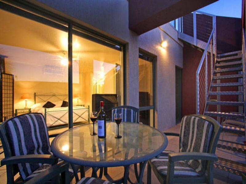 4 Victoria Street, Safety Beach VIC 3936