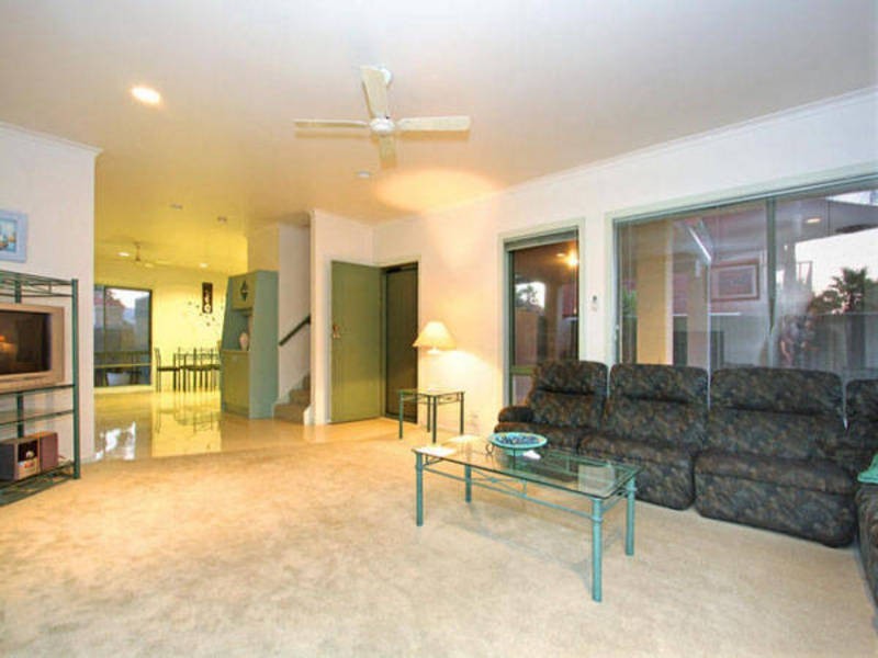 4 Victoria Street, Safety Beach VIC 3936