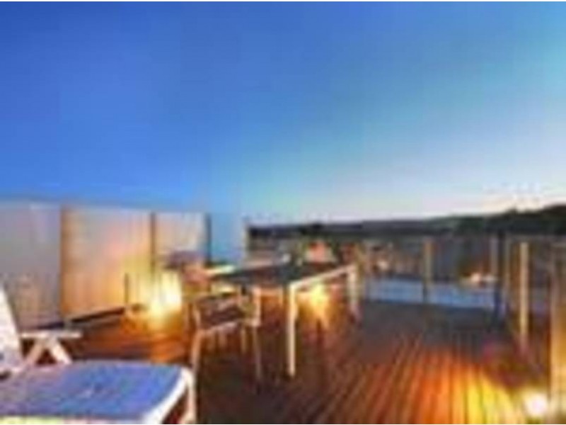 4 Victoria Street, Safety Beach VIC 3936