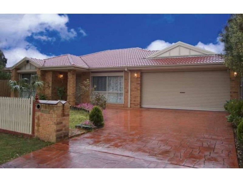 4 Karingal Drv, Rosebud West VIC 3940