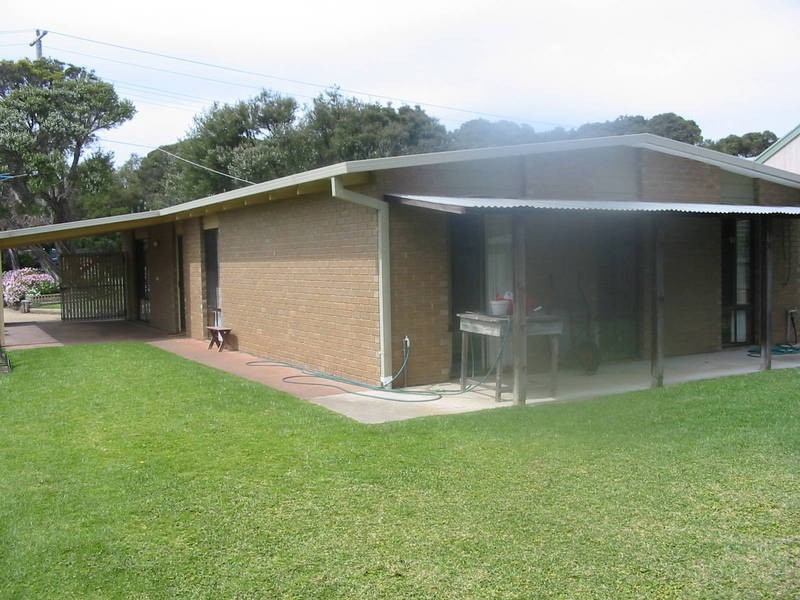 22 Hilltop Ave, Blairgowrie VIC 3942