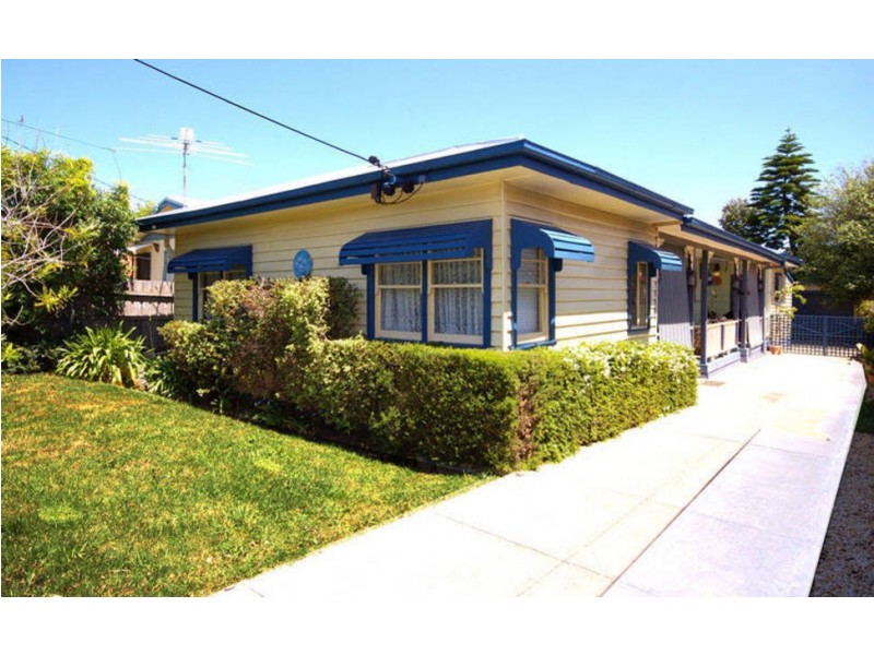 20 Third Avenue, Rosebud VIC 3939