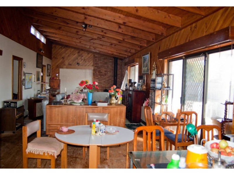 4 Nerrin Street, Rosebud West VIC 3940