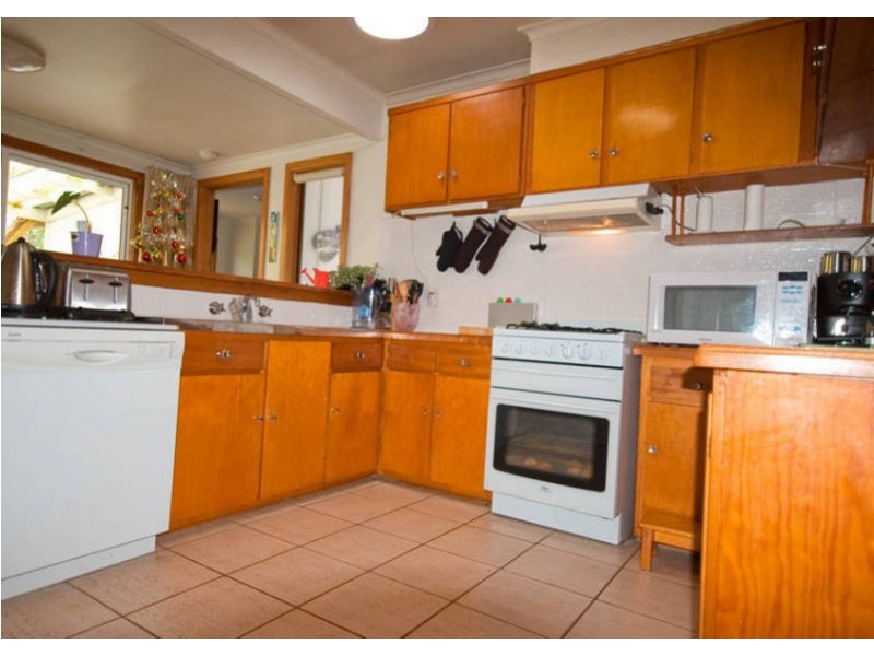 69 Broadway, Rosebud West VIC 3940