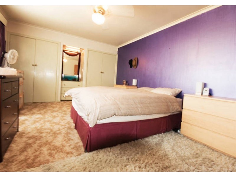 69 Broadway, Rosebud West VIC 3940