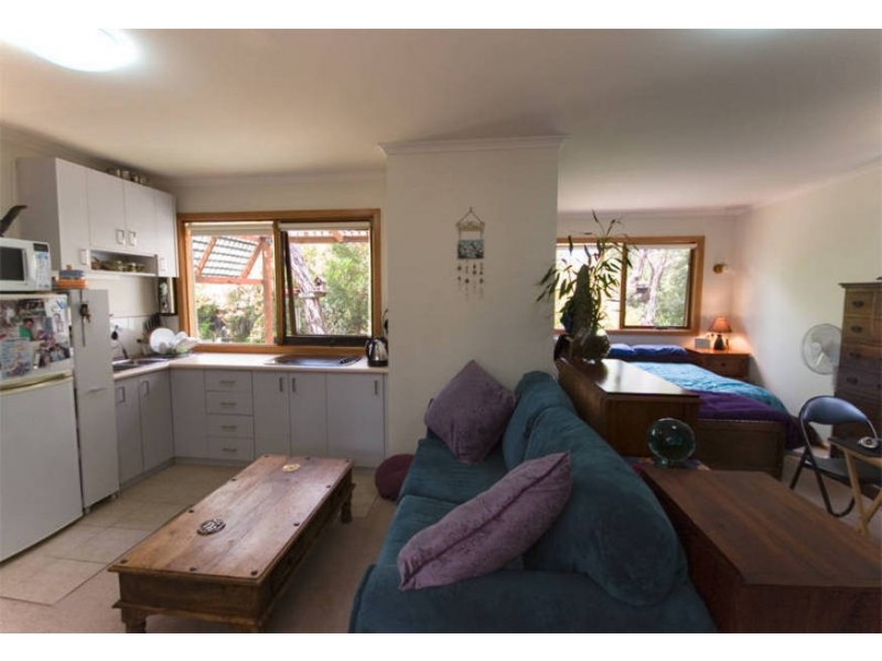 69 Broadway, Rosebud West VIC 3940