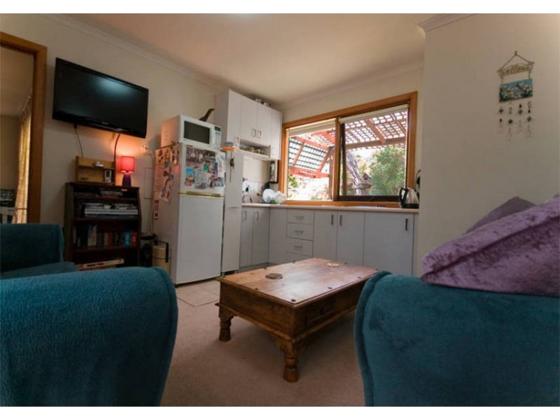 69 Broadway, Rosebud West VIC 3940