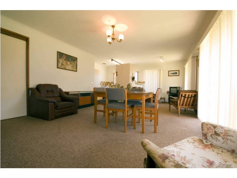 1/5 Warranilla Ave, Rosebud VIC 3939