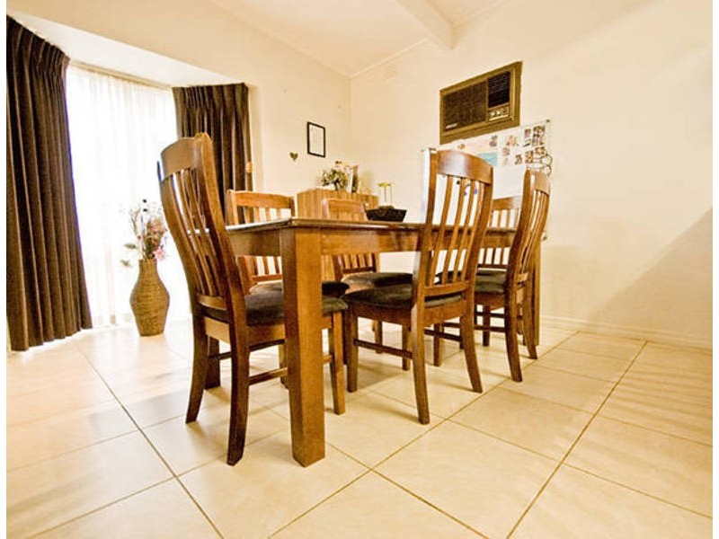 32 Deighton Drive, Rosebud VIC 3939