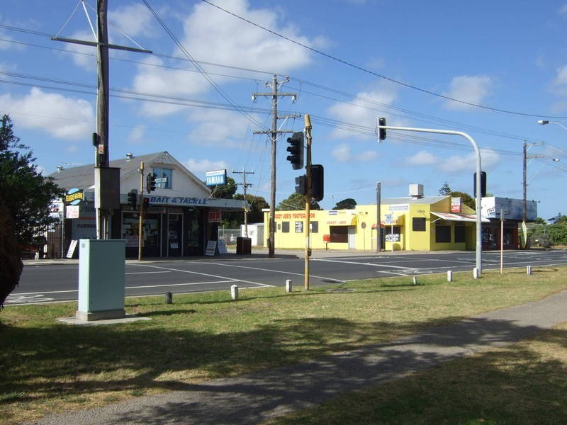 33 Violet Street, Rosebud West VIC 3940