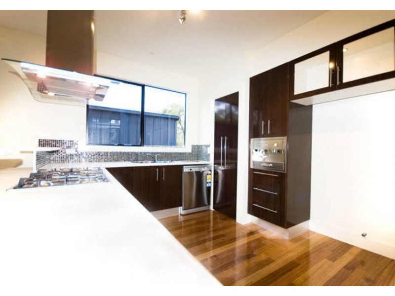 35 Violet Street, Rosebud West VIC 3940