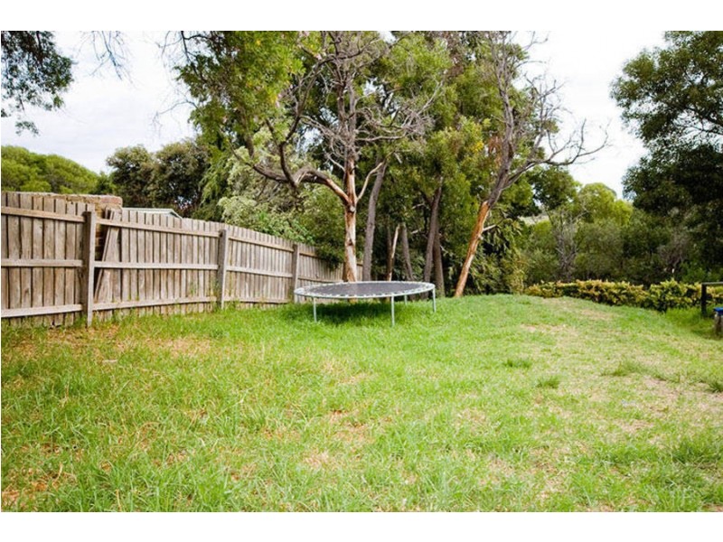 27 Coleman Crescent, Rosebud West VIC 3940