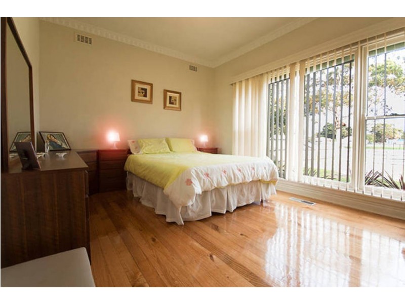 11 Burdett Street, Tootgarook VIC 3941