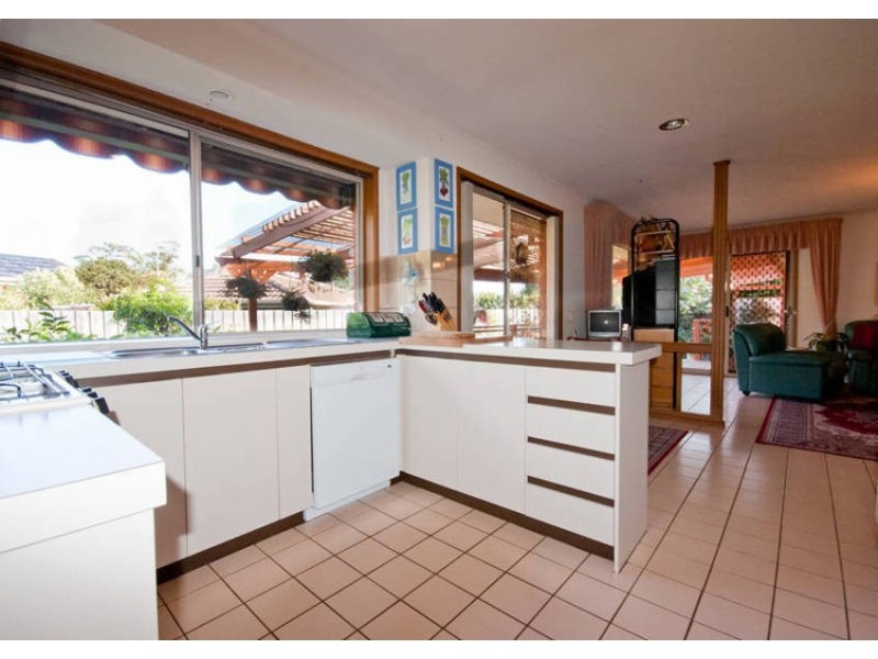 6 Fairbank Court, Rosebud VIC 3939