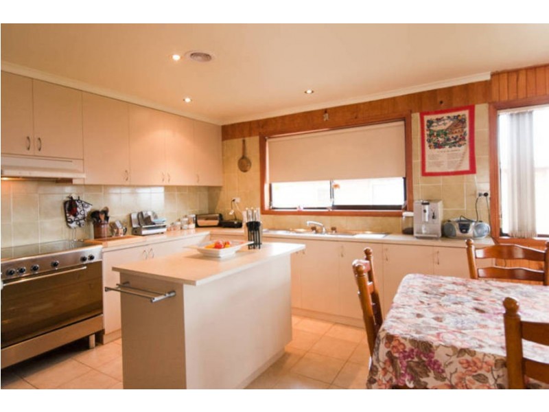 22 Monte Vista  Crt, Rye VIC 3941