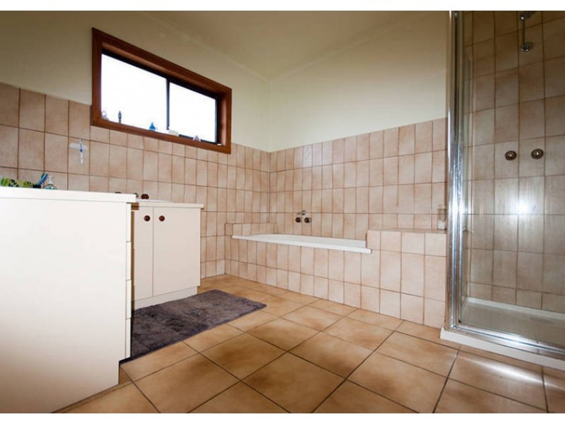 22 Monte Vista  Crt, Rye VIC 3941