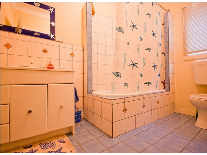 62 Florence Ave, Rosebud West VIC 3940