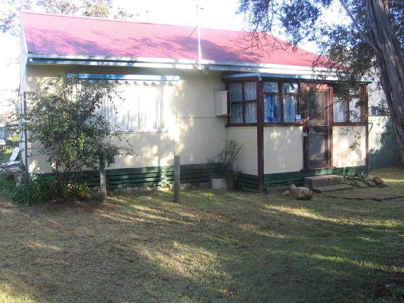7 Florence Ave, Rosebud West VIC 3940