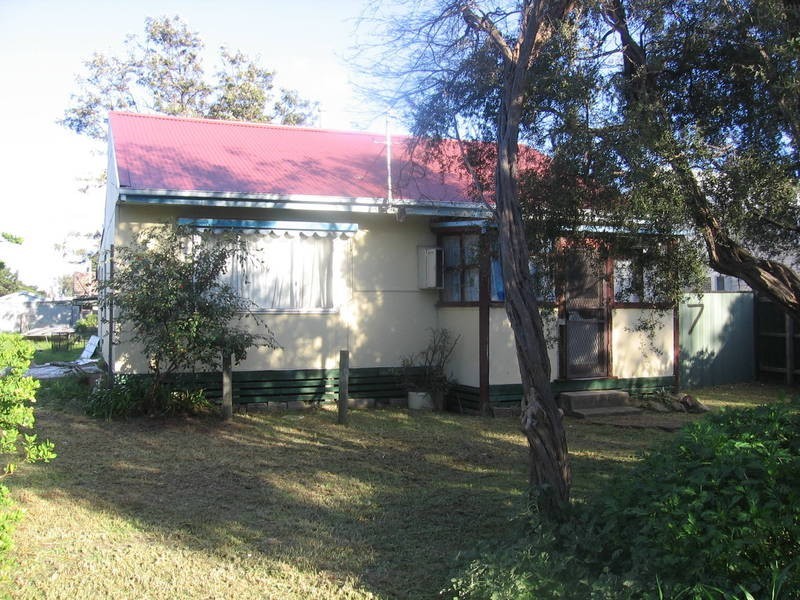 7 Florence Ave, Rosebud West VIC 3940