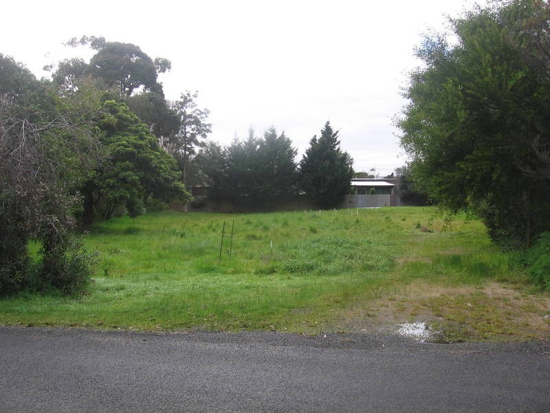 3 Florence Avenue, Rosebud West VIC 3940