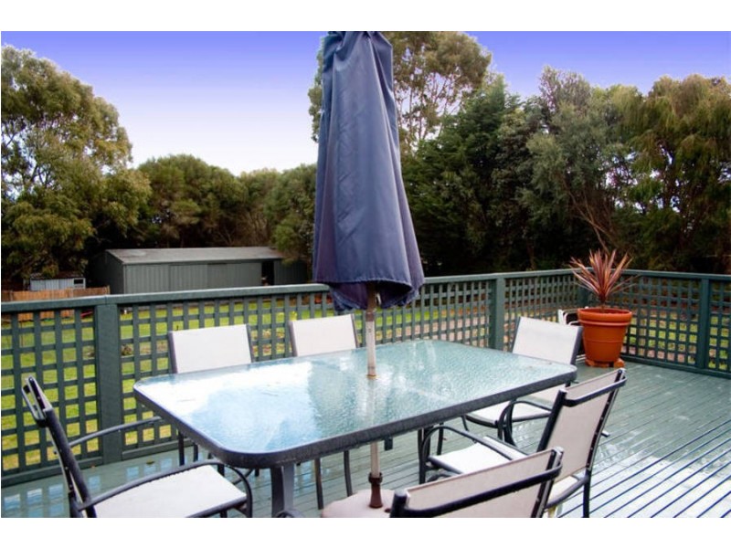 51 Lockhart Drive, Rosebud VIC 3939