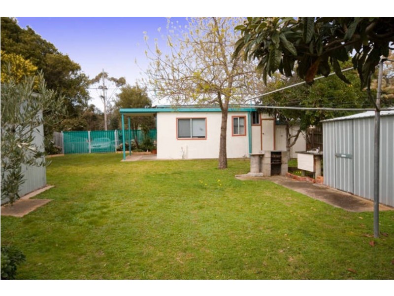 466 Eastbourne Rd, Rosebud West VIC 3940