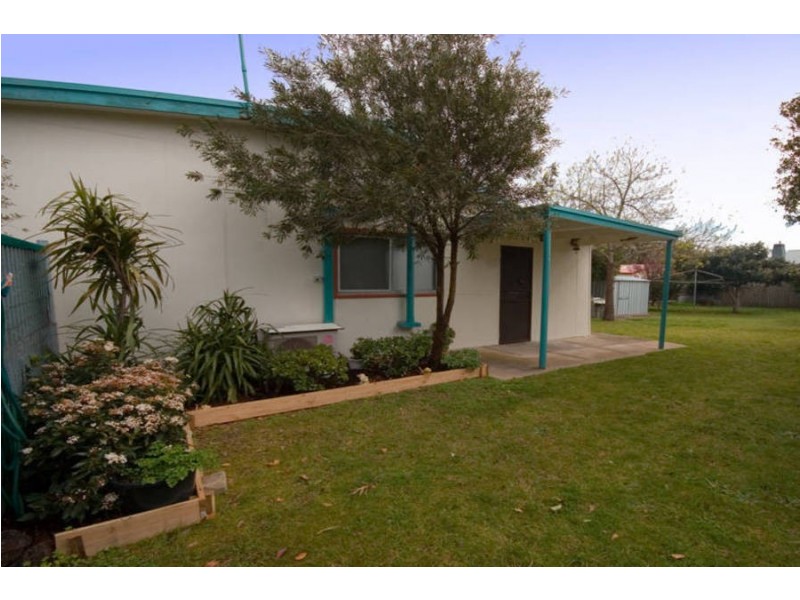 466 Eastbourne Rd, Rosebud West VIC 3940