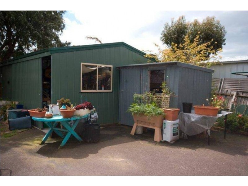 40 Swans Way, Rosebud West VIC 3940