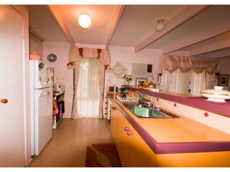 12 Dunsmuir Ave, Rosebud VIC 3939