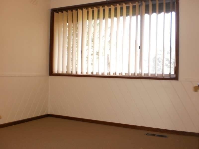 21 Hinton Street, Rosebud VIC 3939