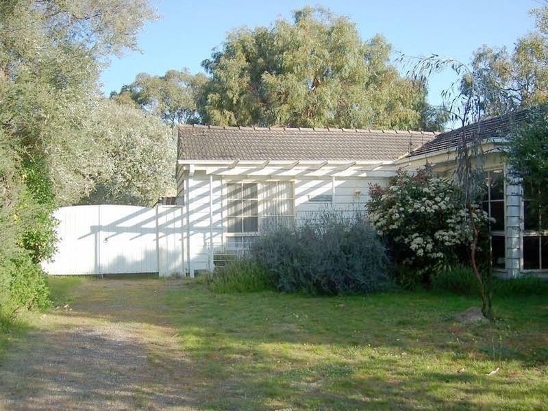 25 Carisbrooke St, Balnarring Beach VIC 3926