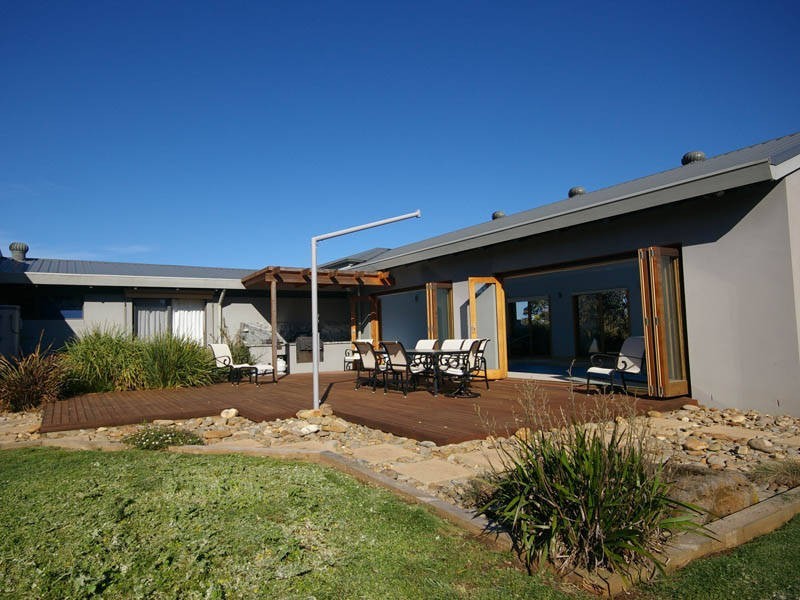 28 Viewbank Street, Shoreham VIC 3916