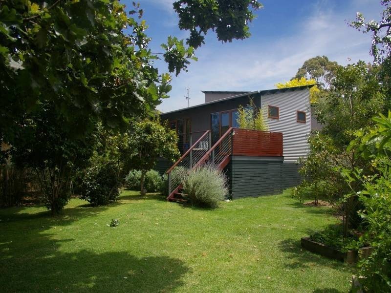 13 Beach Street, Balnarring Beach VIC 3926