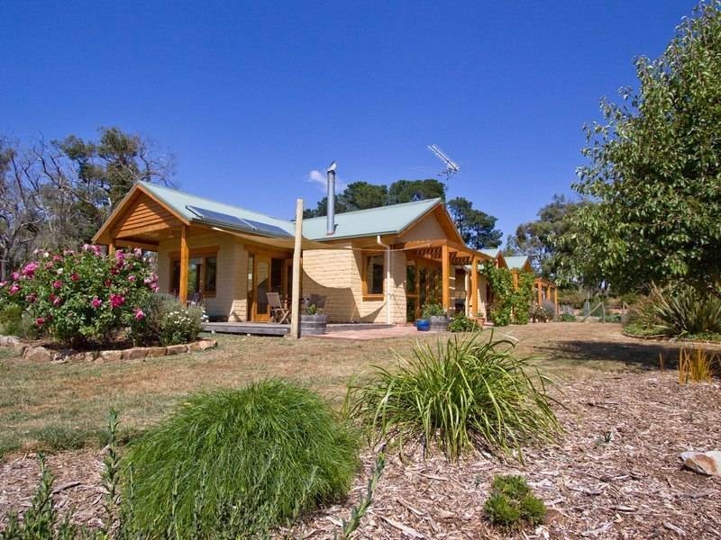 10 One Chain Road, Merricks North VIC 3926