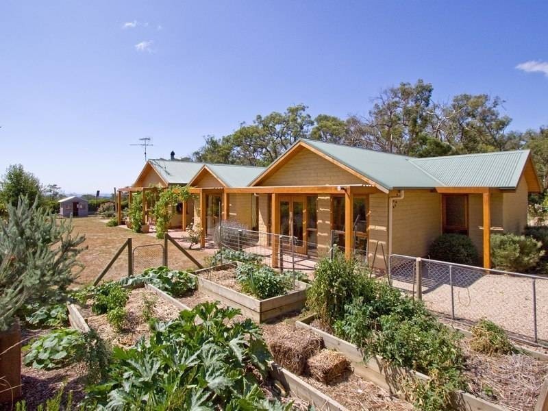 10 One Chain Road, Merricks North VIC 3926