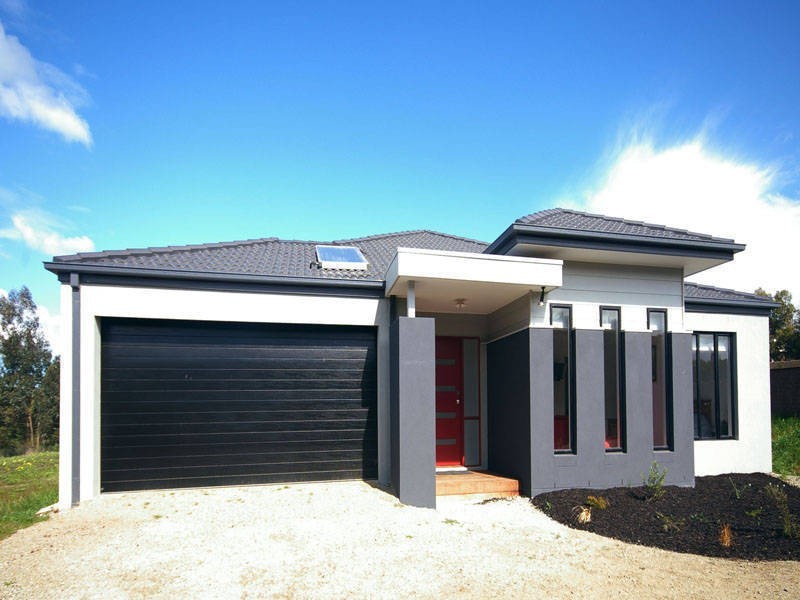 5 Yuille Avenue, Point Leo VIC 3916