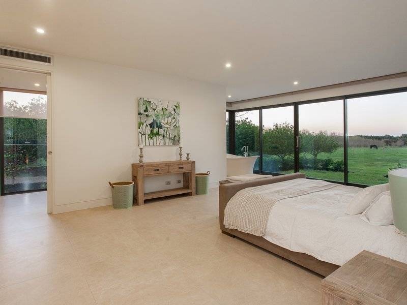 52 Sandy Point Road, Somers VIC 3927