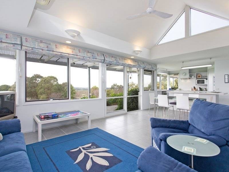 16 Peach Grove, Tyabb VIC 3913