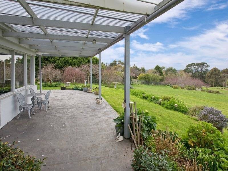 16 Peach Grove, Tyabb VIC 3913