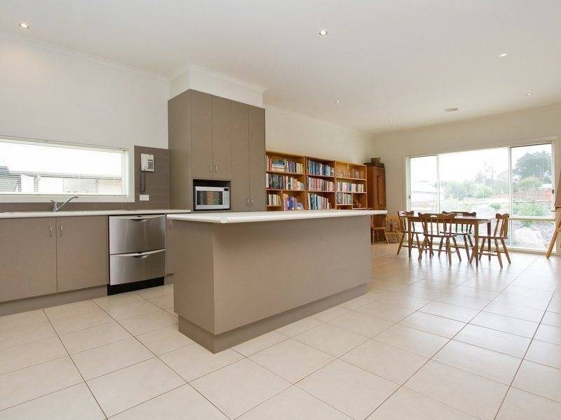 8 Zarah Court, Somers VIC 3927