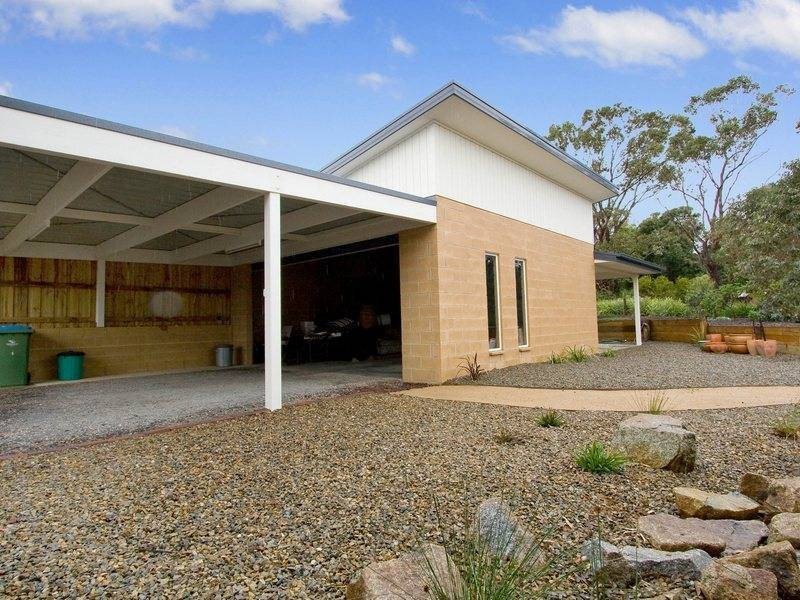 8 Zarah Court, Somers VIC 3927