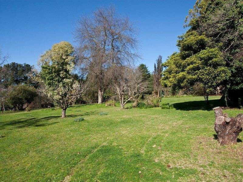 219 Red Hill Road, Red Hill South VIC 3937