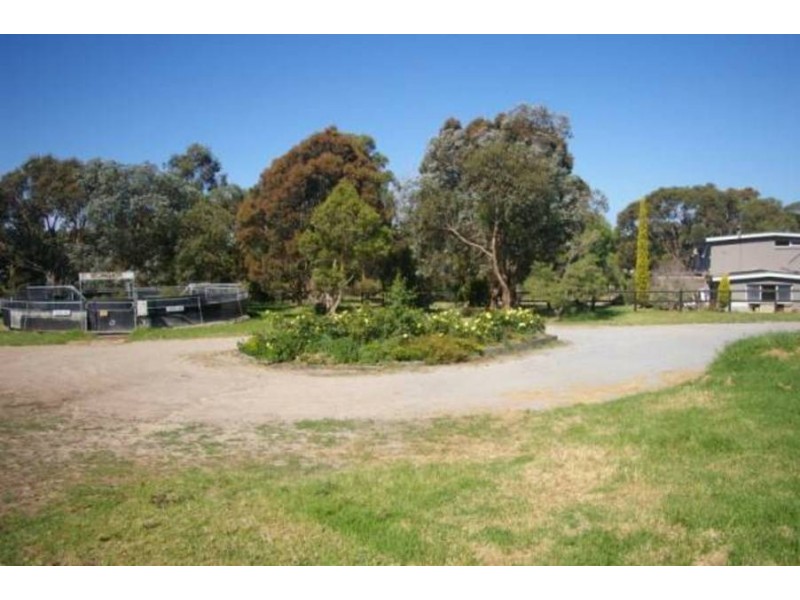 161 Roberts Road, Mornington VIC 3931