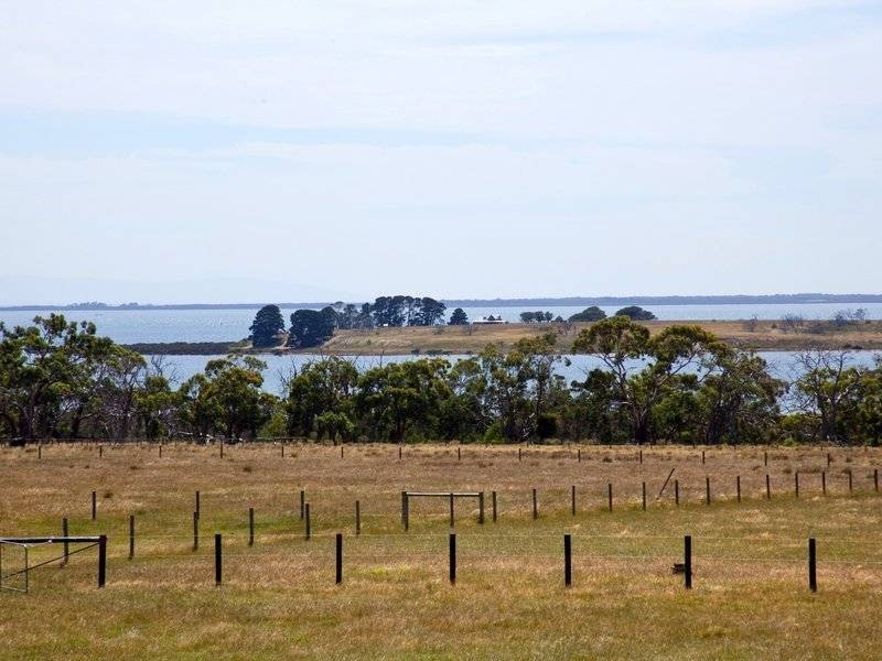 558 Stony Point Road, Bittern VIC 3918
