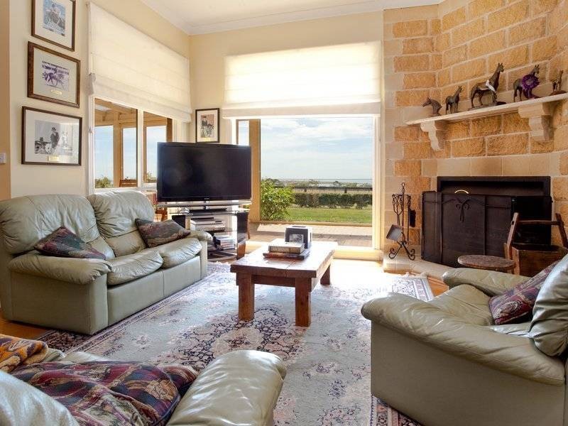 558 Stony Point Road, Bittern VIC 3918